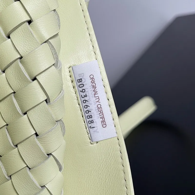 All categories 💚 Authentic bags 💚 BV 2025 new BV handbags